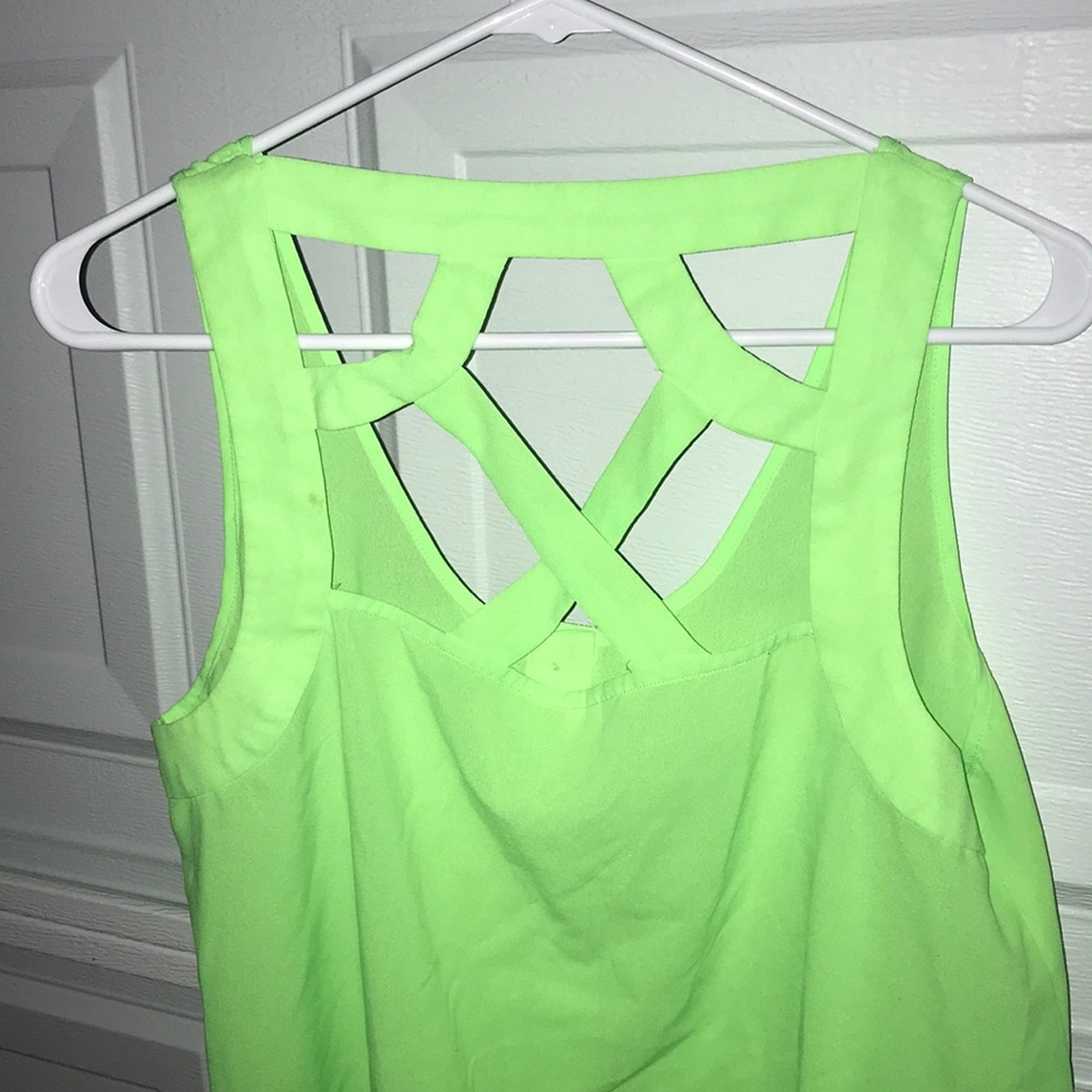 🍁 Studio Y Neon Green Button Down Tank Top - Picture 4 of 4